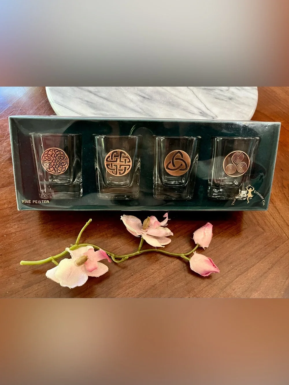 VTG Robert Emmet Co. Celtic Design Shot Glasses Set of 4 Fine Pewter Medallions